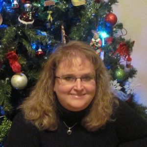 Meet your Posher, Carolyn